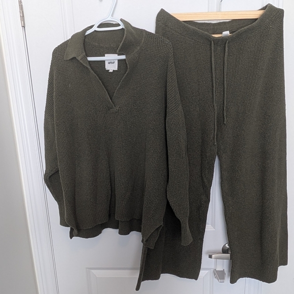 aerie Sweaters - Aerie Green Knit Set